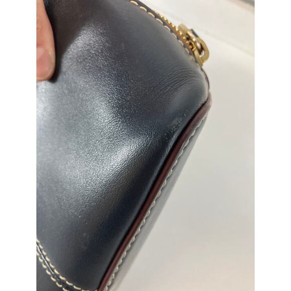 DOONEY & BOURKE, SMALL NAVY SMOOTH LEATHER CROSSBODY BAG - Picture 14 of 16